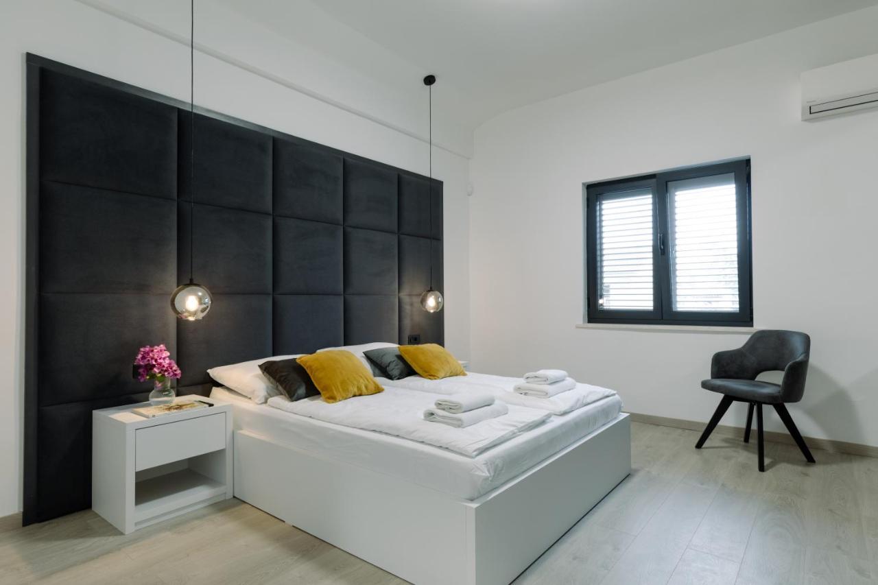 Boutique Suites Joyce Medulin With Free Parking المظهر الخارجي الصورة